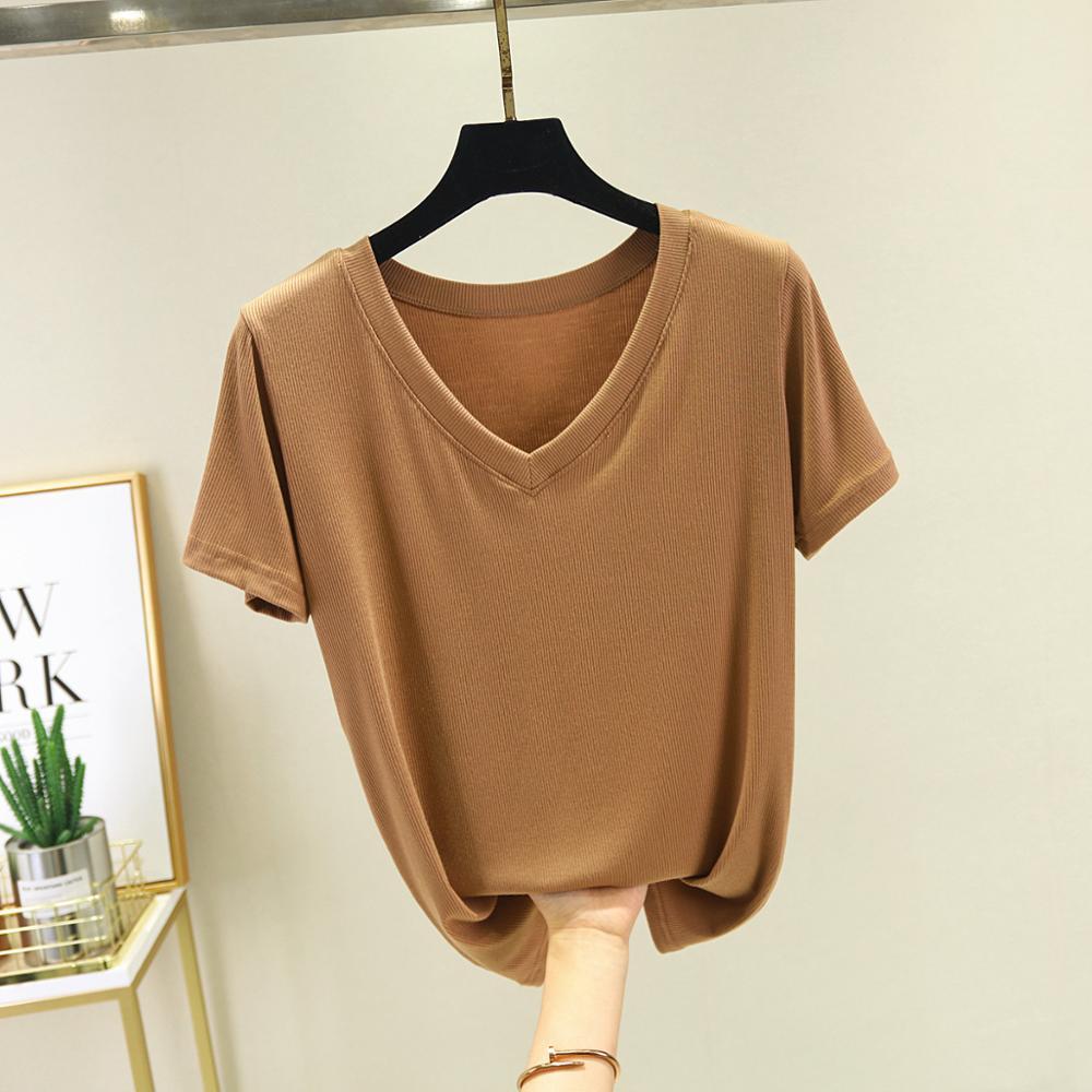Locker geschnittenes Damen-T-Shirt mit V-Ausschnitt