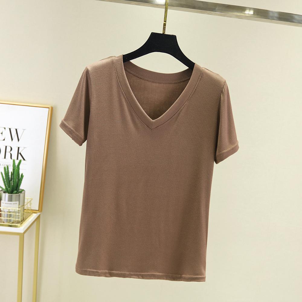 Locker geschnittenes Damen-T-Shirt mit V-Ausschnitt