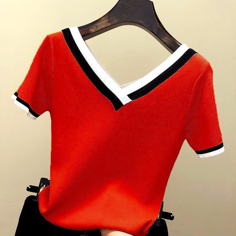 Damen-T-Shirt mit V-Ausschnitt und Kontrastbesatz