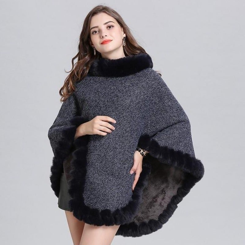Poncho-Pullover für Damen mit Fell