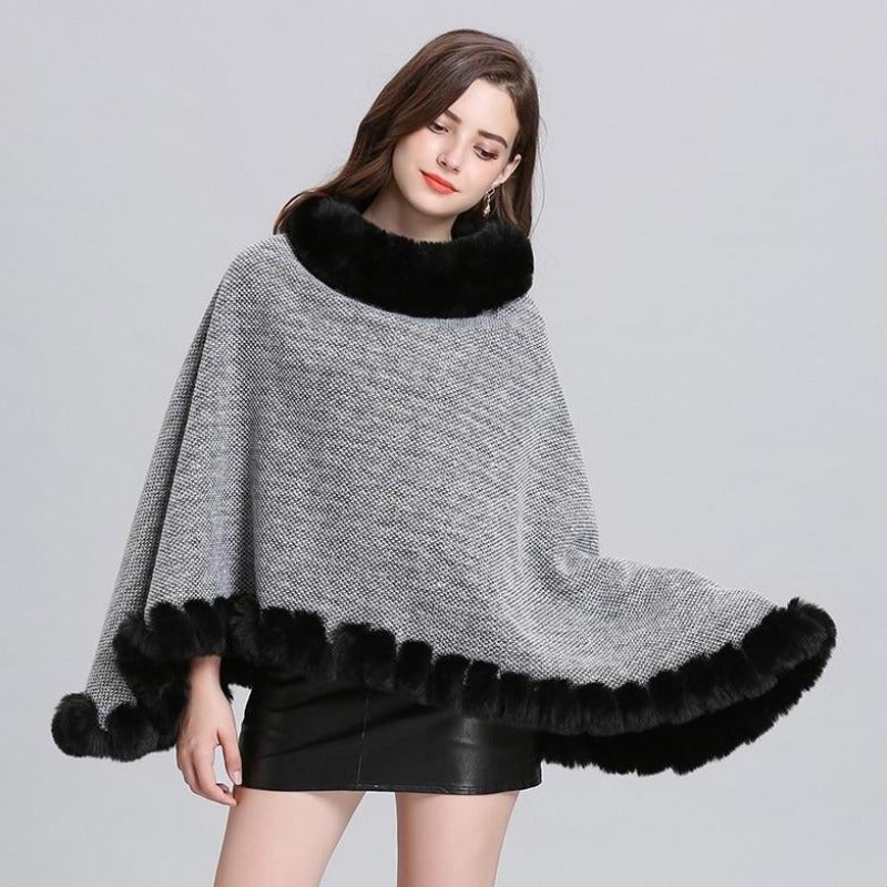 Poncho-Pullover für Damen mit Fell