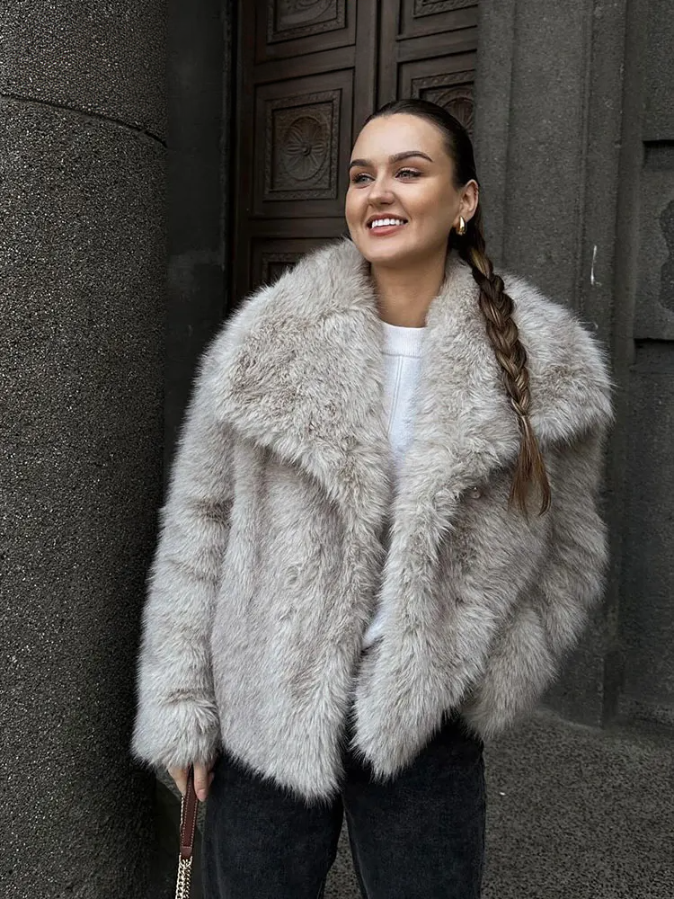 Lillymoda | Emiliana - Stylische Streetwear-Pelzjacke