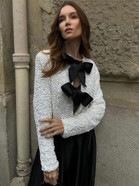 Lillymoda | Amber - elegantes Oberteil mit Paillettenschleife und Knoten