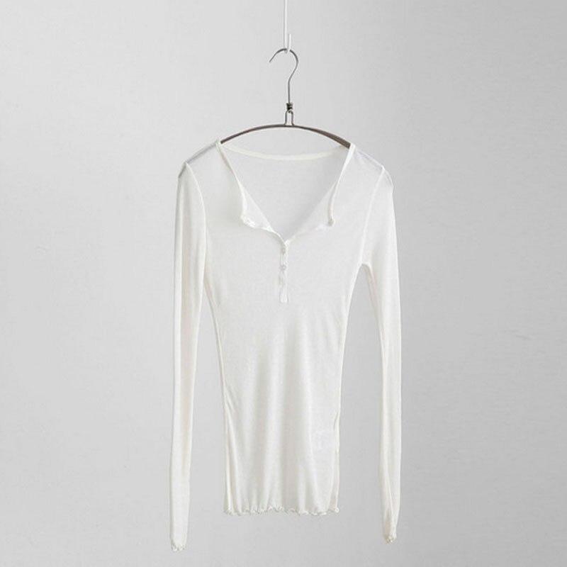 Luftiges Damen Langarmshirt mit Knöpfen
