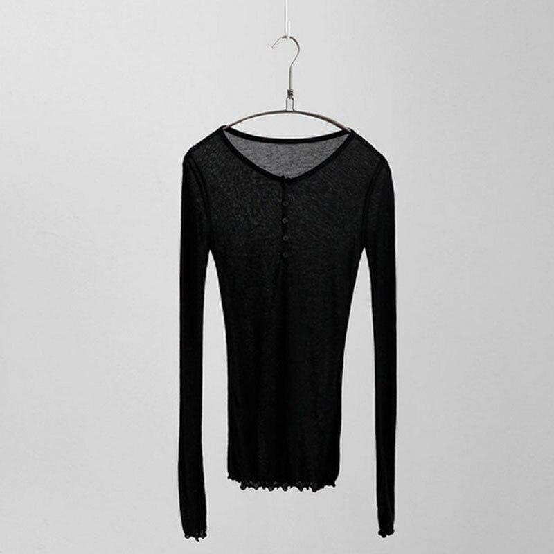 Luftiges Damen Langarmshirt mit Knöpfen