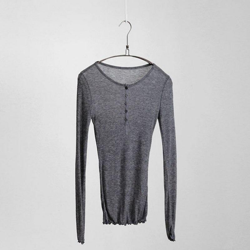 Luftiges Damen Langarmshirt mit Knöpfen