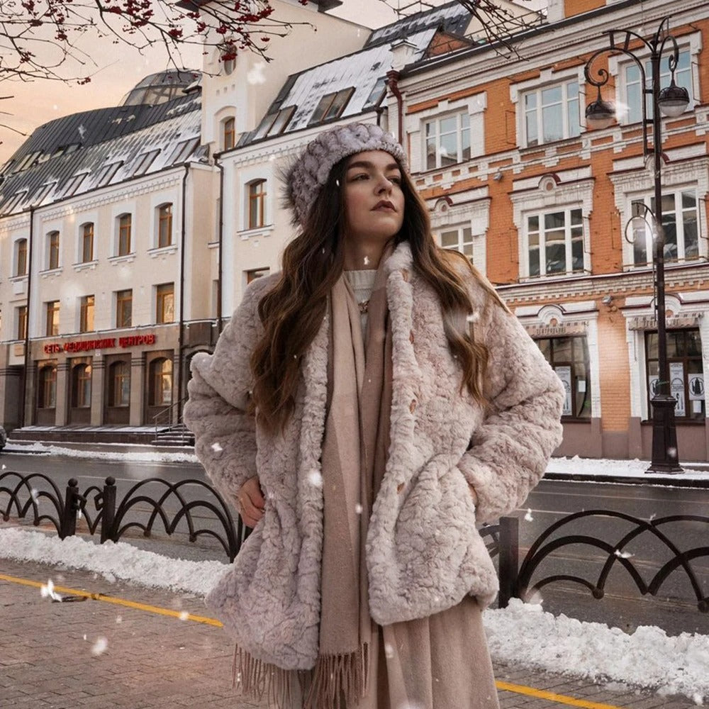 Lillymoda | Layla – Luxuriöser Teddy Mantel mit Knöpfen