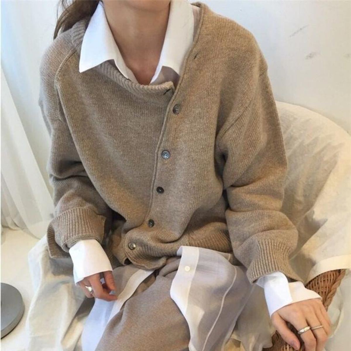 Emilia | Bequeme Kaschmirjacke mit Knopfdetails