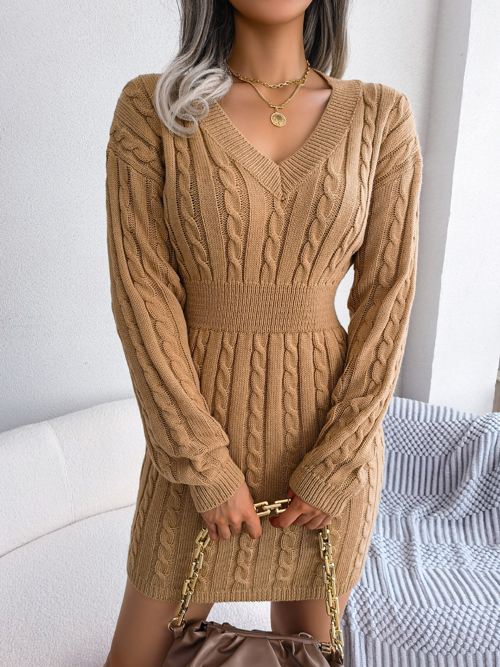 Lillymoda | Chloe - Kleid mit V-Ausschnitt