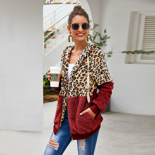 Lillymoda | Eleanor - Leopard Sherpa Strickjacke mit Kapuze
