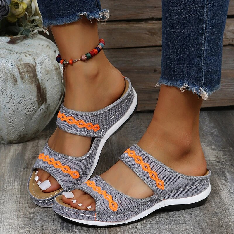 Ombretta - Einzigartige orthopädische Ledersandalen