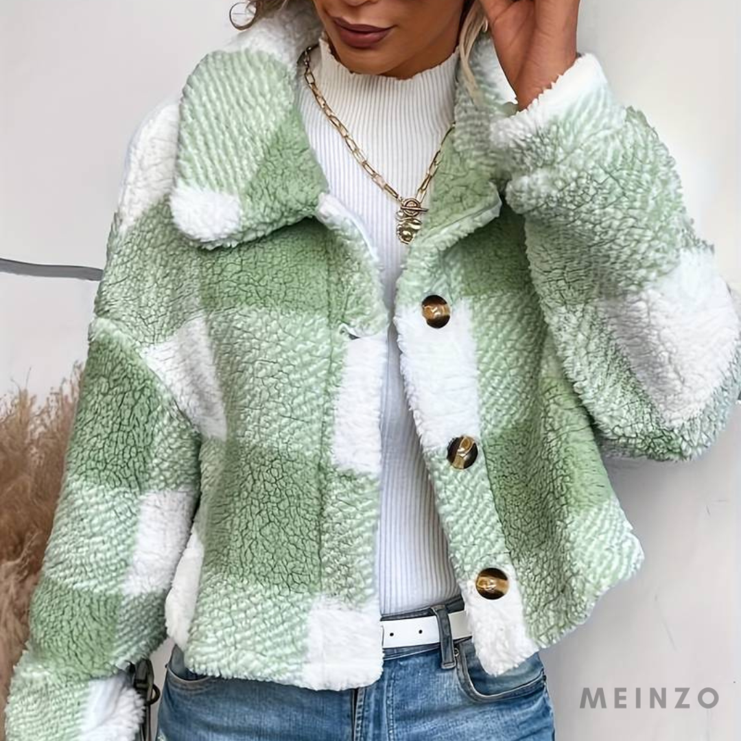 Helga Mantel | Karierte Teddyjacke mit Knopfleiste