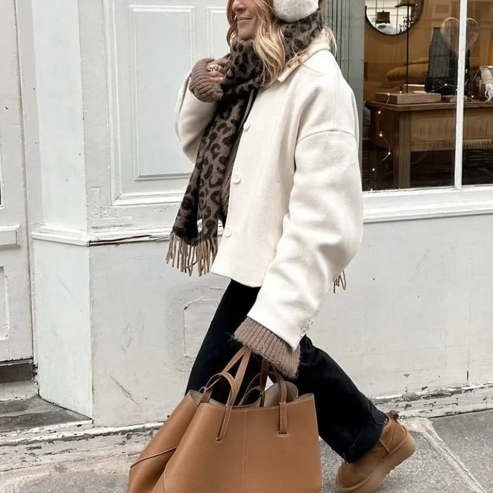 Lillymoda | Camille - Eleganter Daunenmantel mit Vintage-Kragen