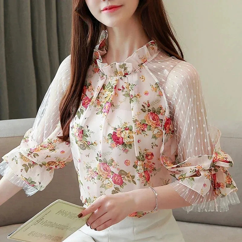 Heloisa - Chiffonbluse mit Spitzeneinsatz