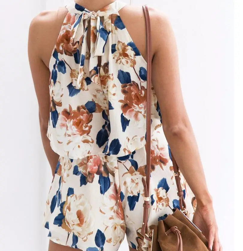 Yuliana – Chiffon-Jumpsuit mit Rüschen und Halsträger