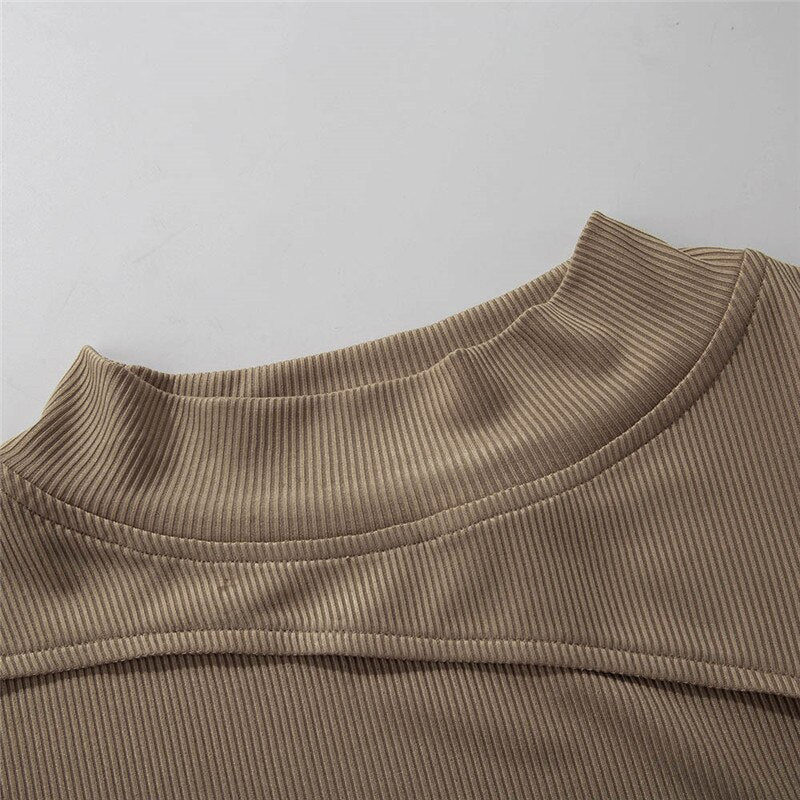 Beiges Damen-Shirt mit Cut-Out