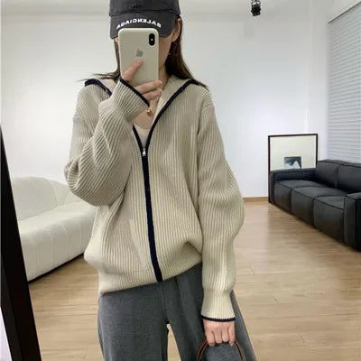 Kaschmir Strickjacke für Damen – Weich, Warm und Stilvoll - Tamara