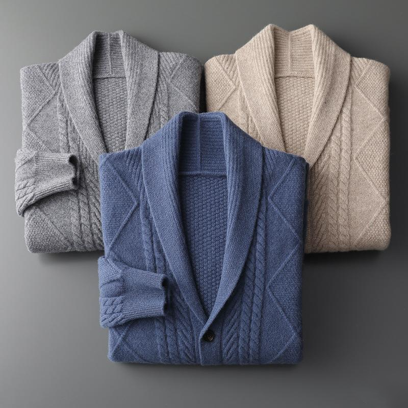 SamtGlow | Cardigan | Eleganz und Komfort