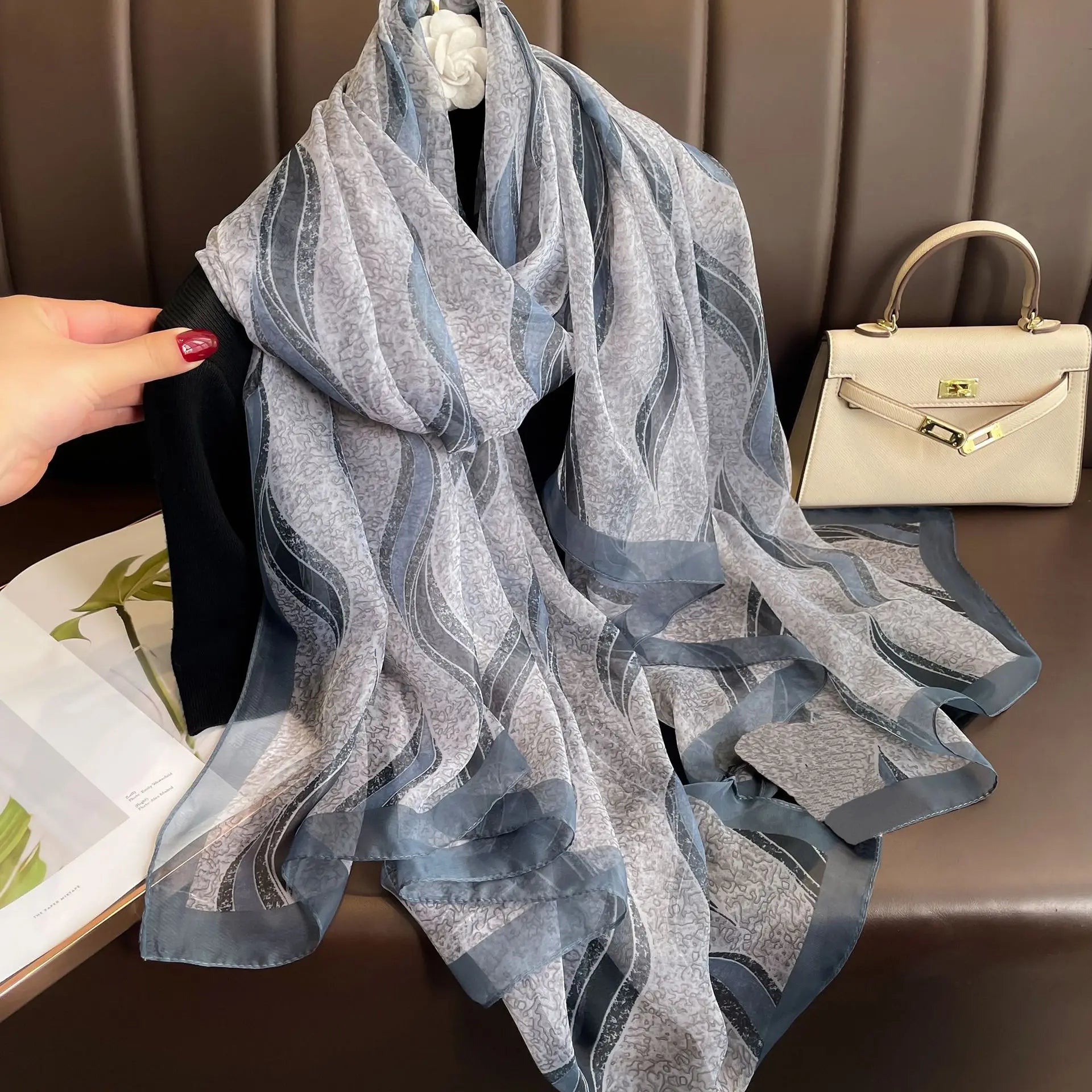 Schal Seide Modisches Design Hals Print Luxus Foulard Groß für Frauen