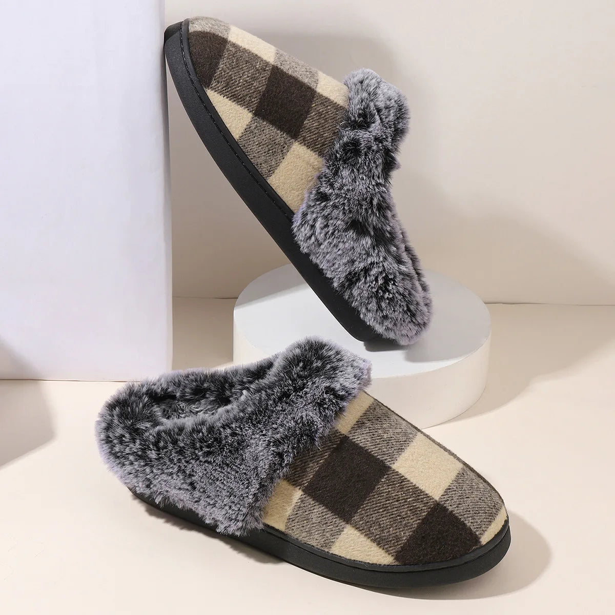 Lillymoda | Cozy Plaid - dicke gemütliche Fleece-Pantoffeln