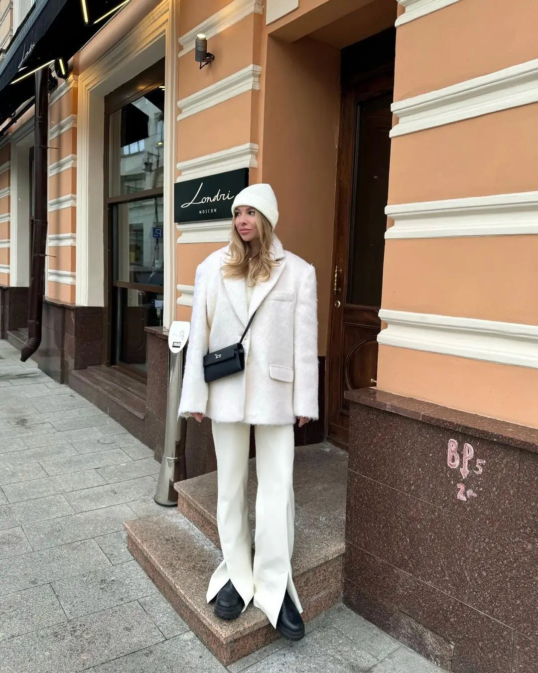 Lillymoda | Andera - Plüsch Wintermantel mit Taschen für Damen