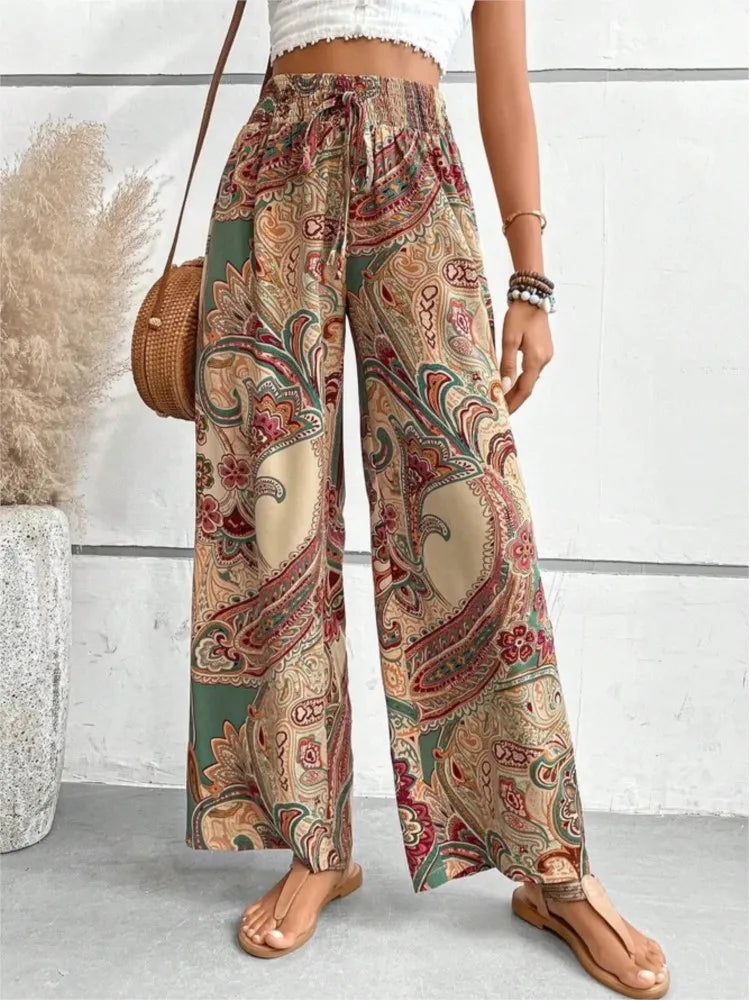 Sahana - Boho Strandhose mit Vintage-Print und weitem Bein