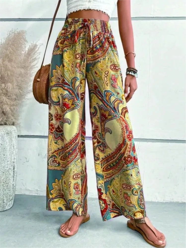 Sahana - Boho Strandhose mit Vintage-Print und weitem Bein