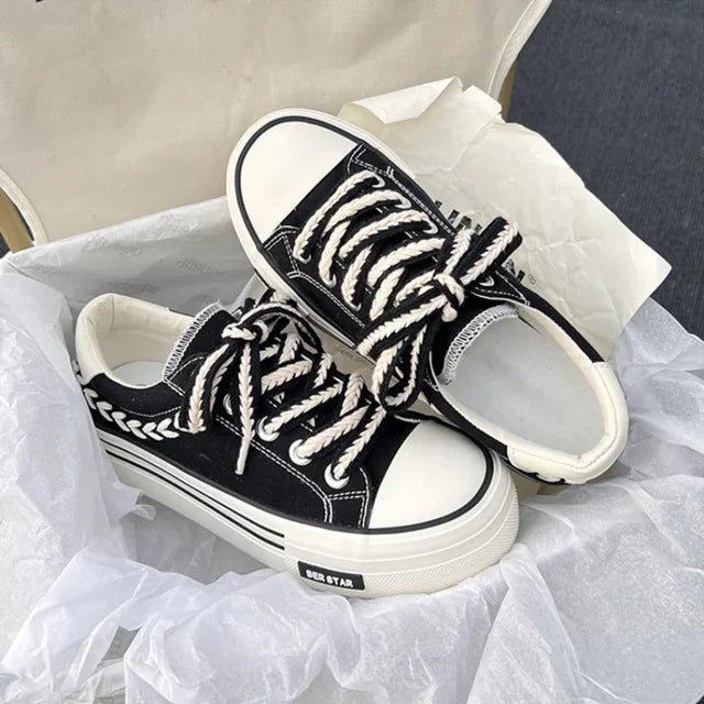 Lillymoda | Blair - Stilvolle Orthopädische Klobige Turnschuhe