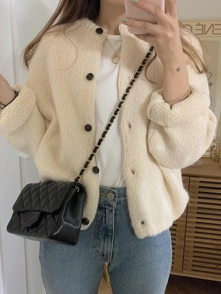 Lillymoda | Adriana - Weiche Strickjacke in Übergröße