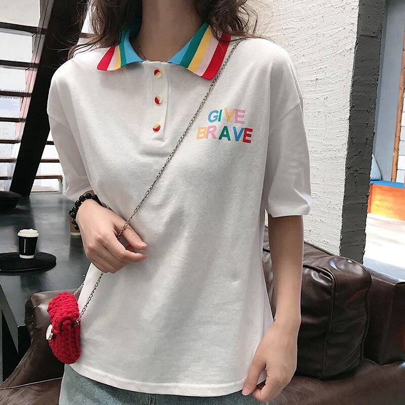 Damen-Poloshirt mit Regenbogen-Kragen