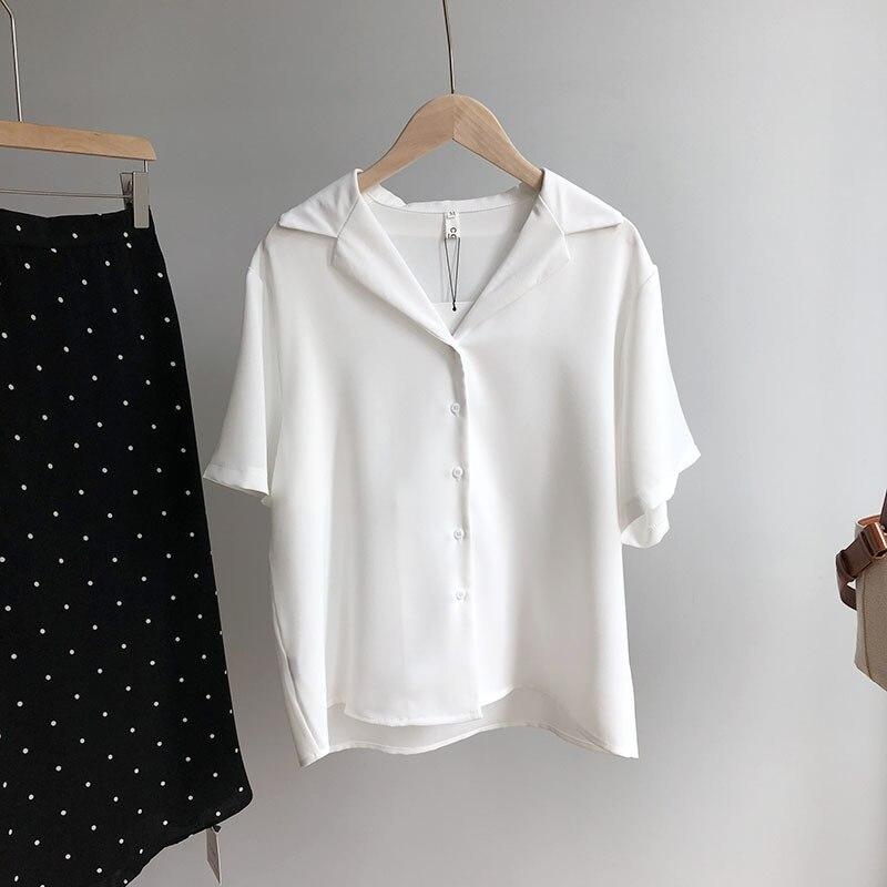 Damen-Poloshirt mit breitem Kragen