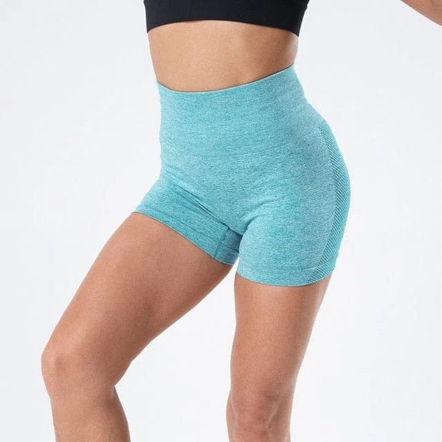 Eng geschnittene Sportshorts für kühle Herbst- und Wintertage