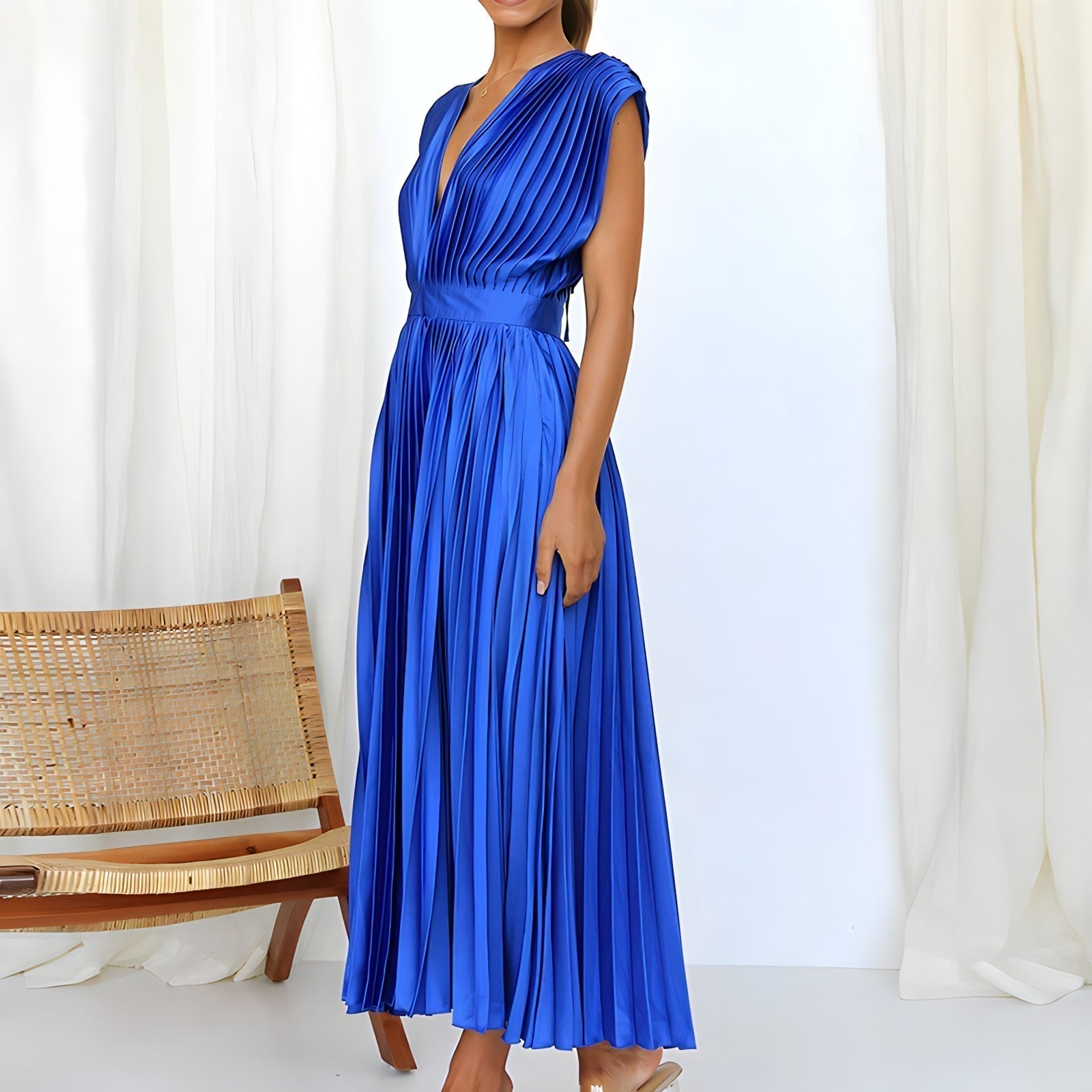 Lillymoda | Gladys - Elegantes Plissee-Kleid mit V-Ausschnitt