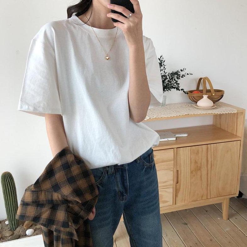 Einfarbiges Damen Basic-Shirt