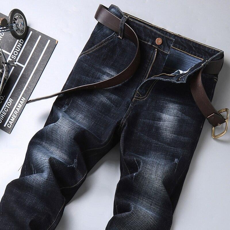 Normale Herrenjeans