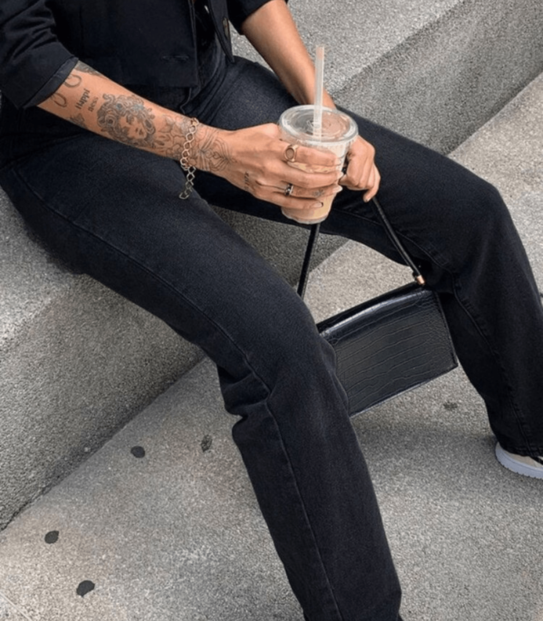 Schwarze Streetwear-Jeans aus Denim mit geradem Schnitt